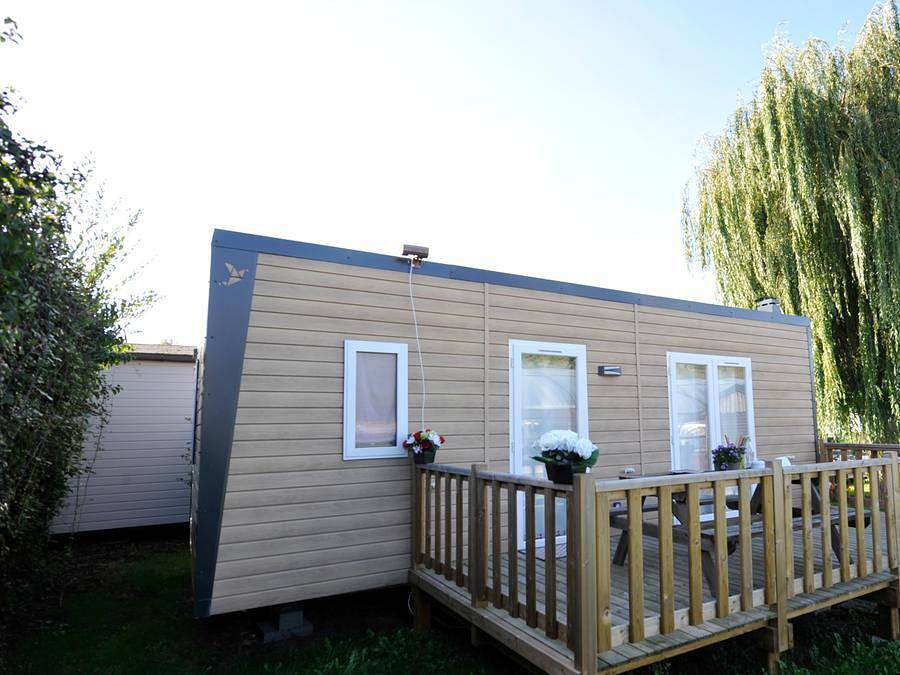 Camping Domaine de La Pinede - Mobilhome 4 personnes - Mobil home Confort+ 2 chambres in Étaples, Région de Montreuil