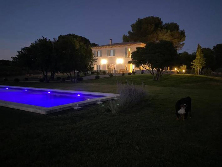 Chambre d’hôte pour 3 personnes, avec vue ainsi que piscine et jardin à Aix-en-Provence - 3