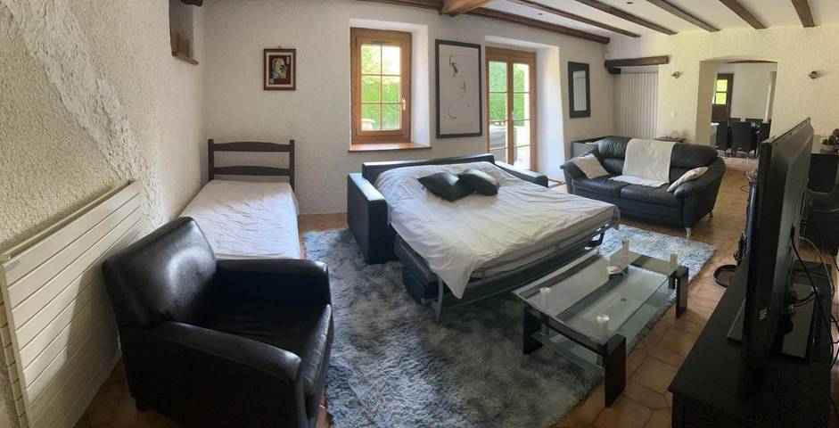 Gîte pour 5 personnes, avec vue et jardin à Larringes - 2