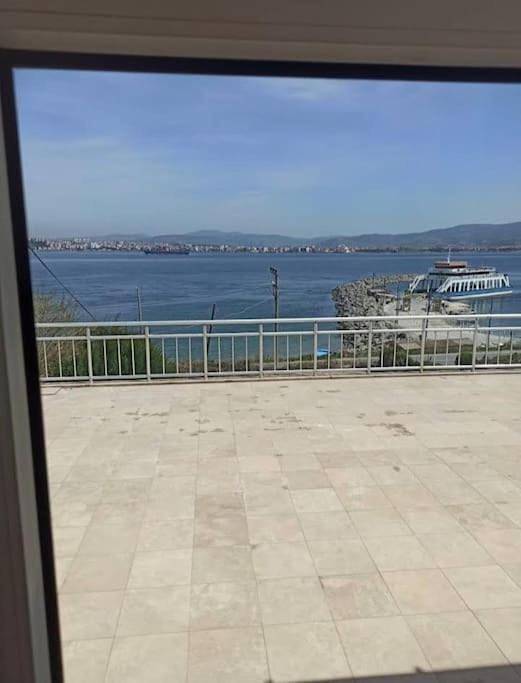 Ferienhaus für 6 Personen, mit Balkon und Terrasse sowie Garten und Ausblick