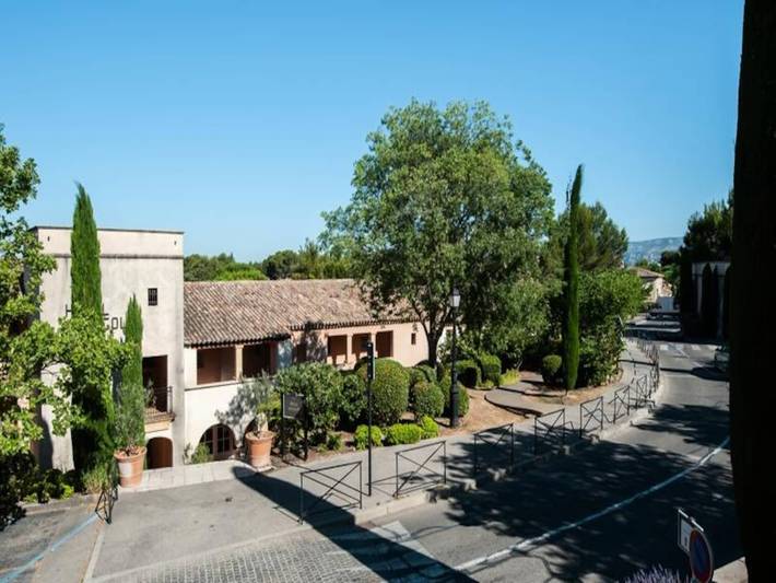 Gîte pour 4 personnes, avec jardin ainsi que piscine et balcon, adapté aux familles à Mallemort - 4