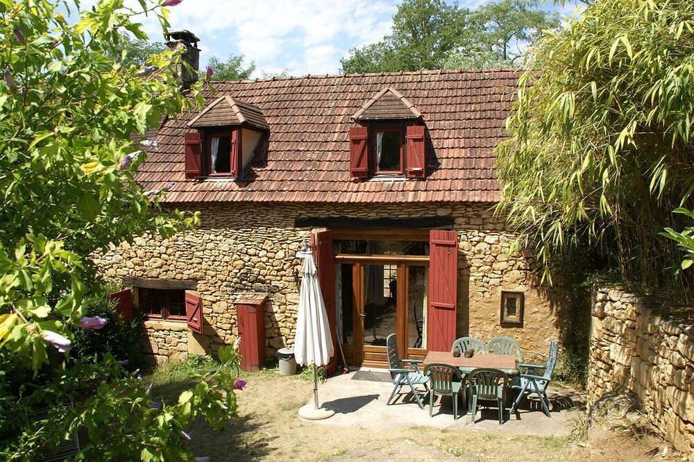 Maison de charme dans un site exceptionnel riche au niveau culturel et naturel in Saint-Cirq-Madelon, Quercy