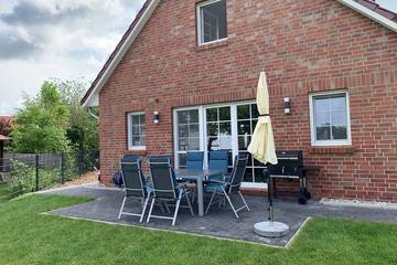 Ferienhaus für 6 Personen, mit Garten und Terrasse in Hinte