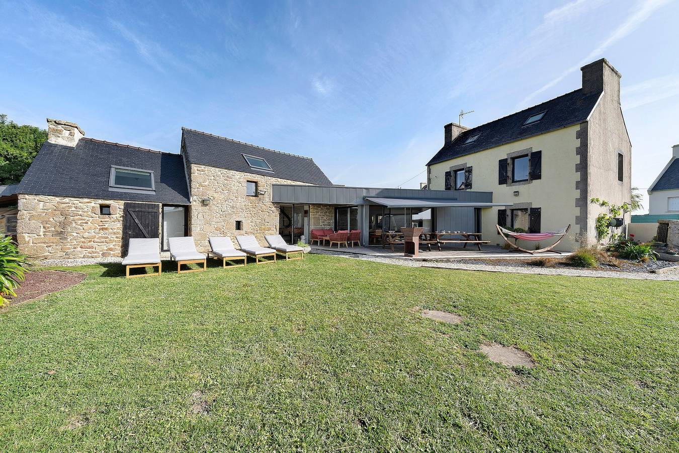 Maison de vacances « Kerlonie Votre Havre Familial » avec terrasse privée, Wi-Fi et climatisation in Kerlouan, Région de Brest