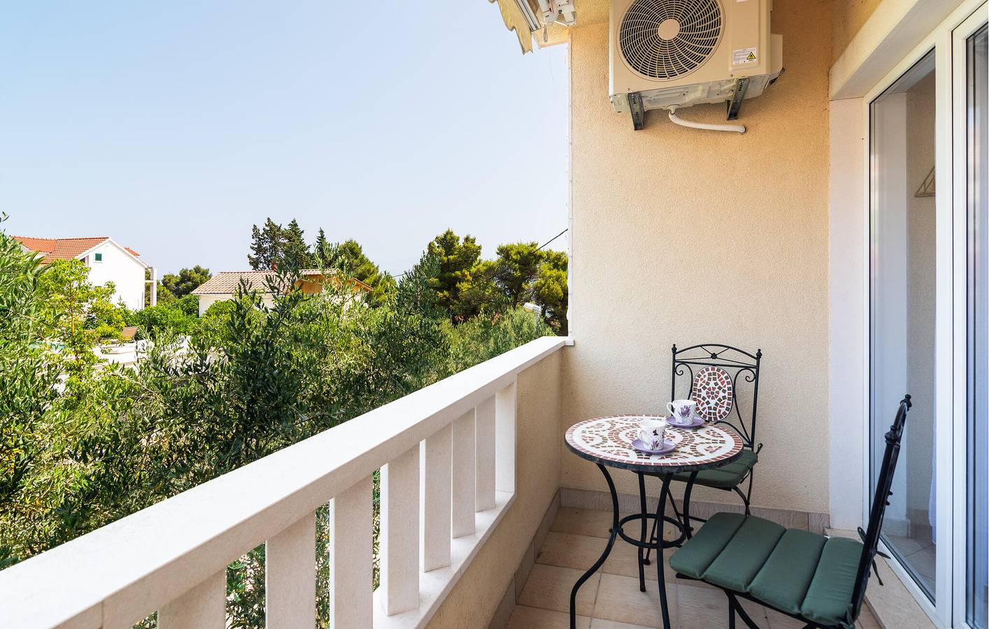 Geheel vakantieappartement, Vakantieappartement voor 2 personen met terras in Sutivan, Brac