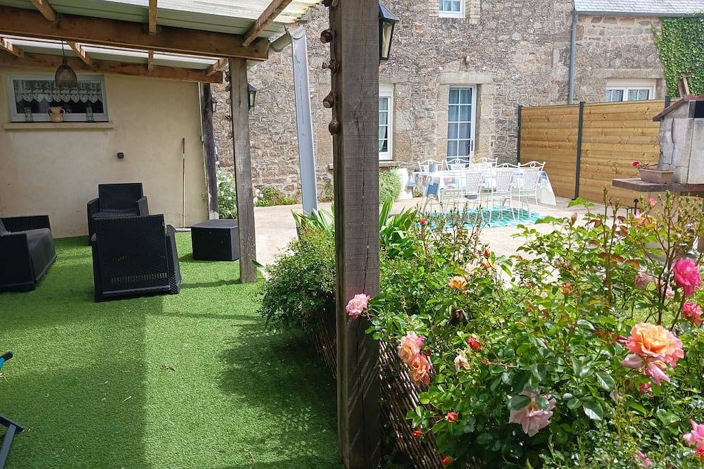 Seaside gite for 6 people, pets welcome. in Réville, Cherbourg und Umgebung