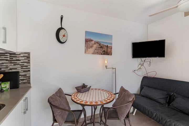Ganze Wohnung, Urlaub 'Casa Paula - 21' mit Bergblick, Gemeinschaftspool und Wi-Fi in Arinaga, Agüimes