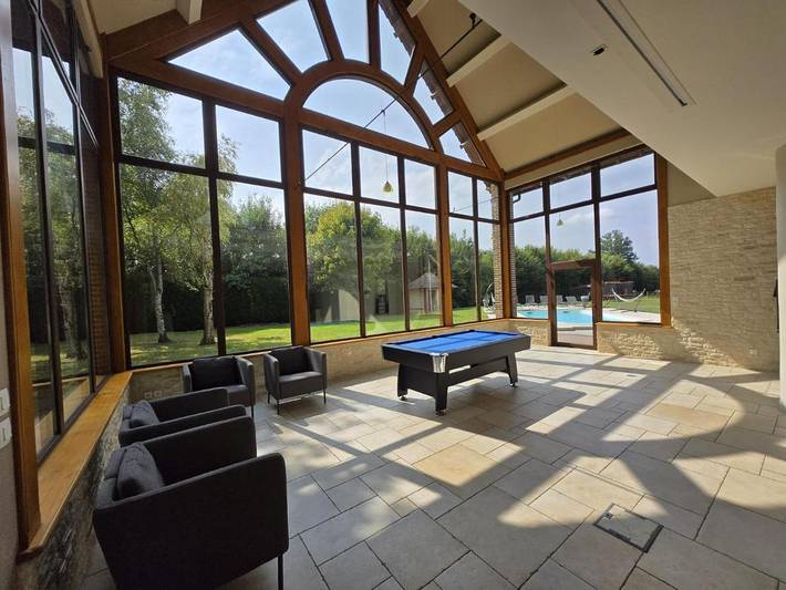 Location de vacances pour 22 personnes, avec jardin et piscine à Vitrai-sous-Laigle