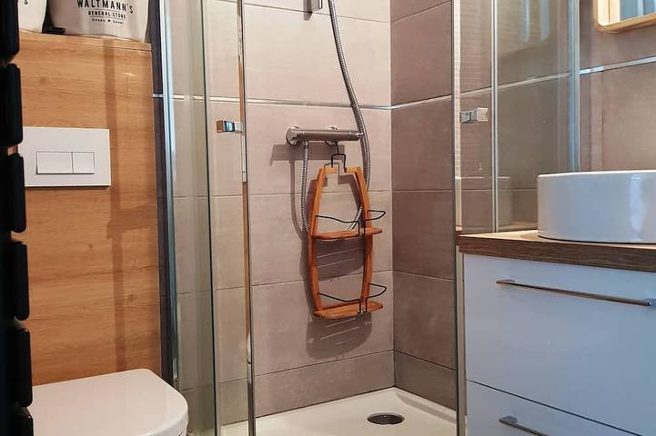 Gîte pour 4 personnes, avec terrasse dans Plage Saint Marc - 3