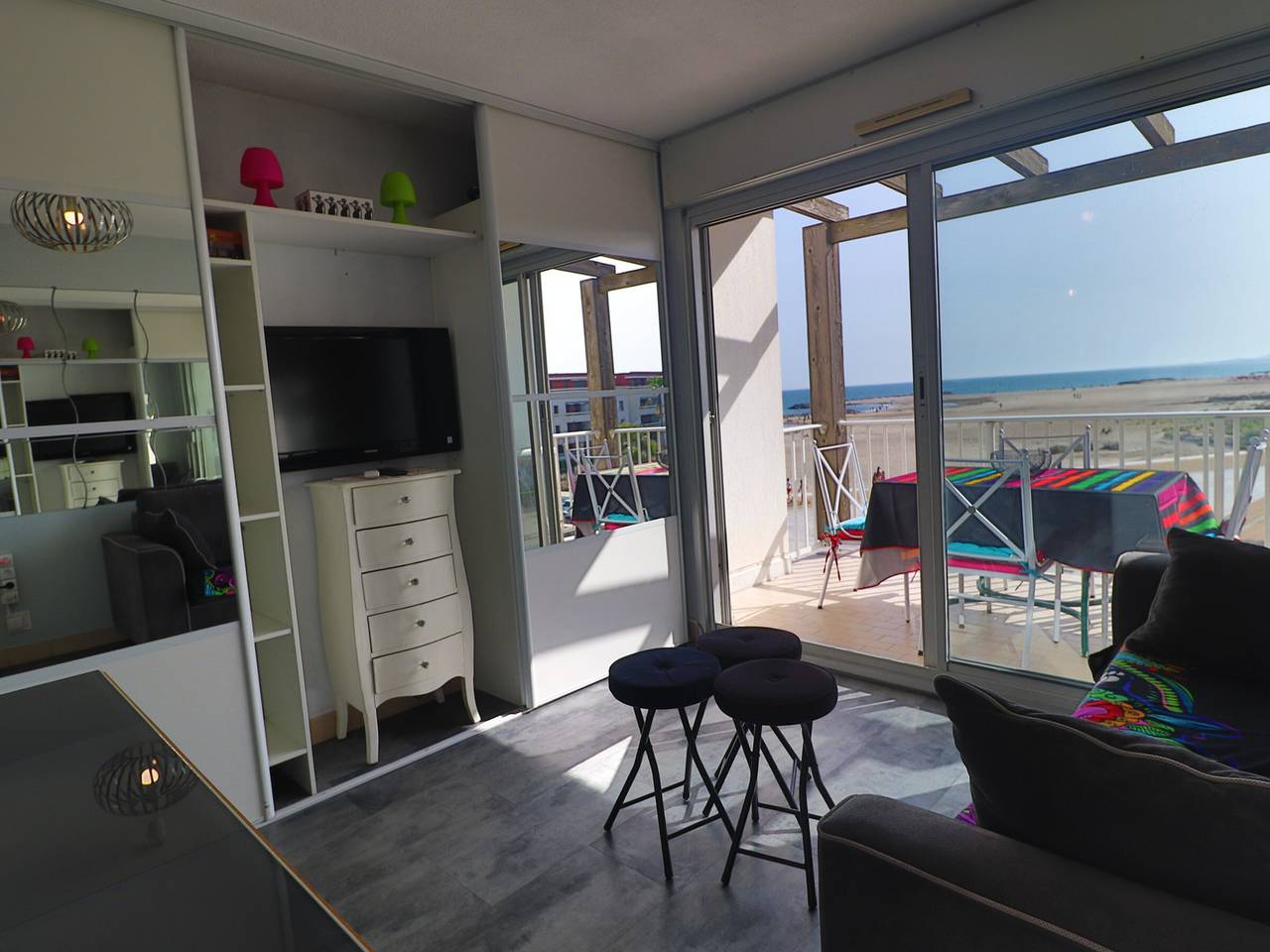 Appartement entier, Charmant 2 Pièces avec Terrasse et Parking à Sète in Sète, Côte d'Améthyste