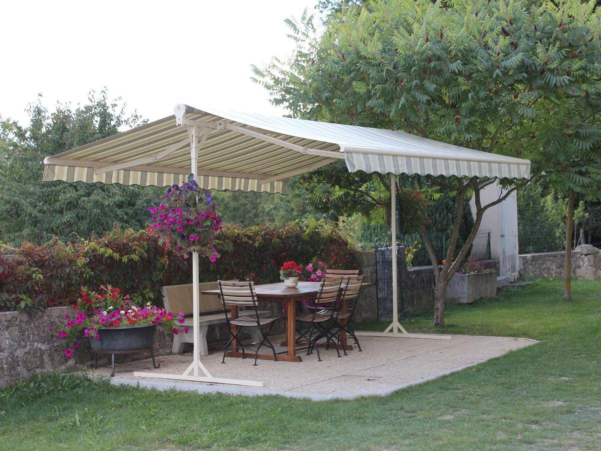 Holiday Home (8 Adults) in Saint-Jeures, Haute-Loire