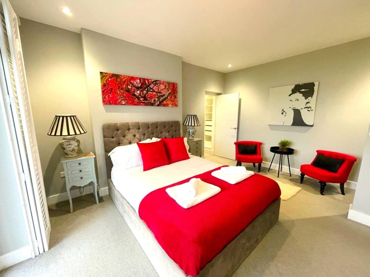 Lush beach house with hot tub access in Westward Ho, Hartland Devon Heritage Coast