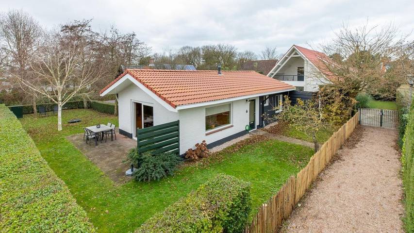 Ferienhaus für 7 Personen, mit Garten in Oostkapelle