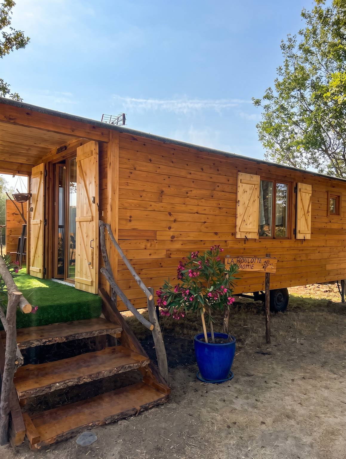 Hooiberg met spa op het platteland in Cabariot, foto 13
