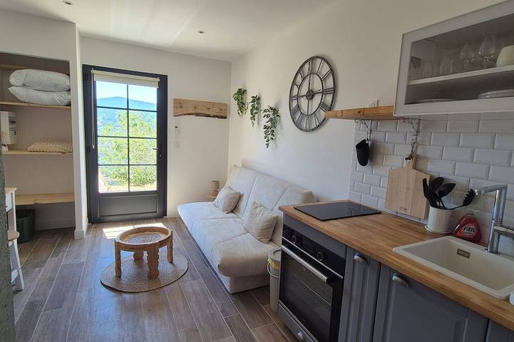 Gîte pour 2 personnes, avec jardin à Canavaggia