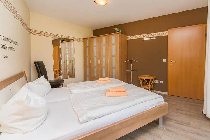 Ferienpark für 4 Personen, mit Terrasse und Garten, mit Haustier in Zingst - 3