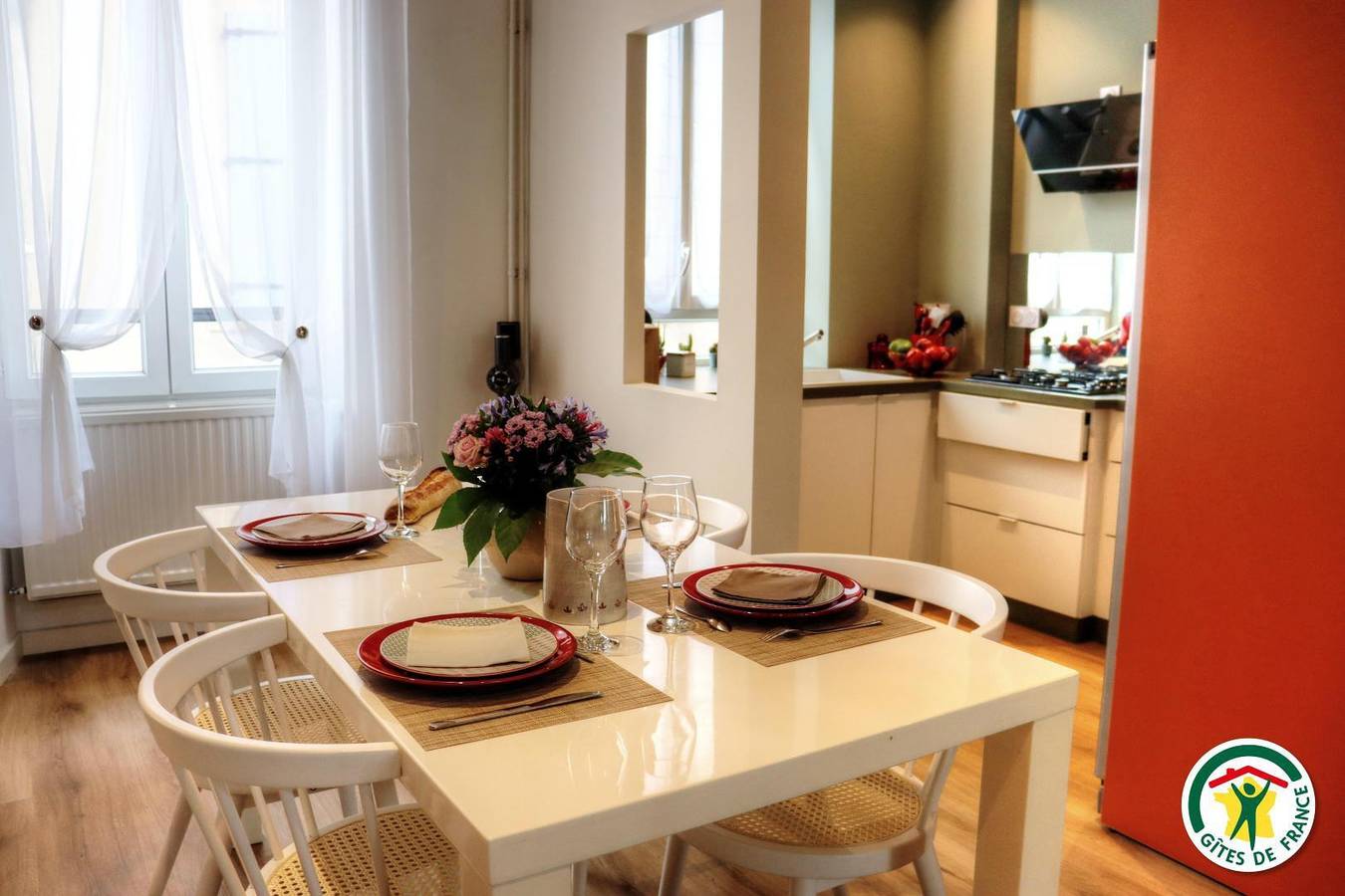 Regard Sur Le Fleuve in Tain-l'Hermitage, Valence und Umgebung