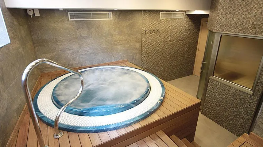 Hotel für 2 Personen, mit Pool und Terrasse sowie Sauna - 1