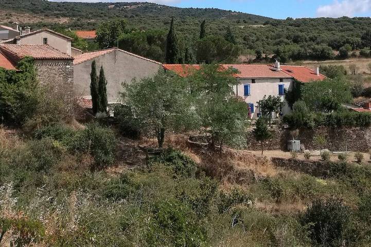 Gîte pour 6 personnes, avec piscine et jardin à Limousis