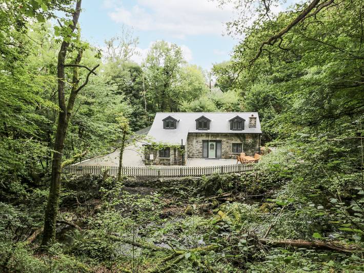 Gîte pour 7 personnes, avec jardin - 1