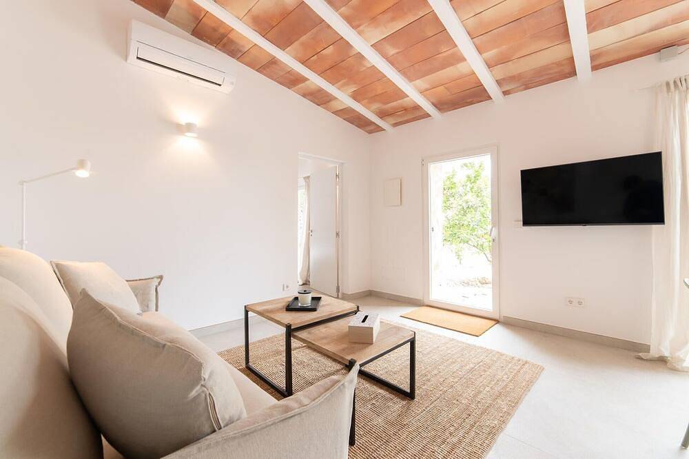 Acogedora casa en Ariany con piscina privada, puede ser interior o exterior. in Ariany, Interior de Mallorca