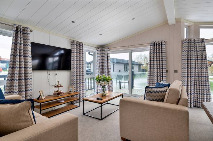 Holiday rental for 4 people, with terrace and pool in Cambridgeshire