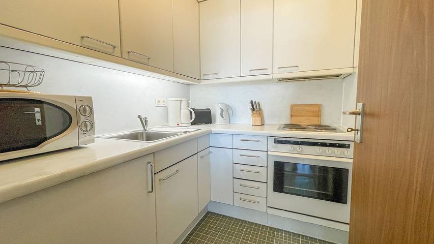Ferienwohnung für 4 Personen, mit Balkon und Sauna sowie Seeblick in Sahlenburg - 3