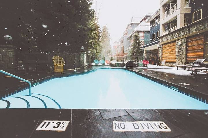 Apartmenthotel für 4 Personen, mit Balkon und Whirlpool sowie Sauna in Whistler