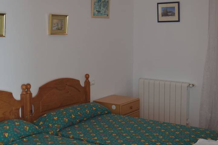 Gîte pour 8 personnes, avec terrasse à Cuevas del Becerro - 4