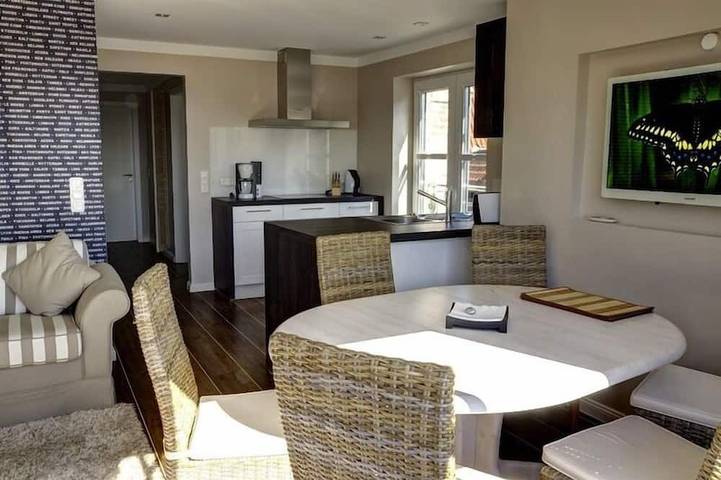 Ferienwohnung für 4 Personen, mit Garten und Sauna sowie Balkon - 1