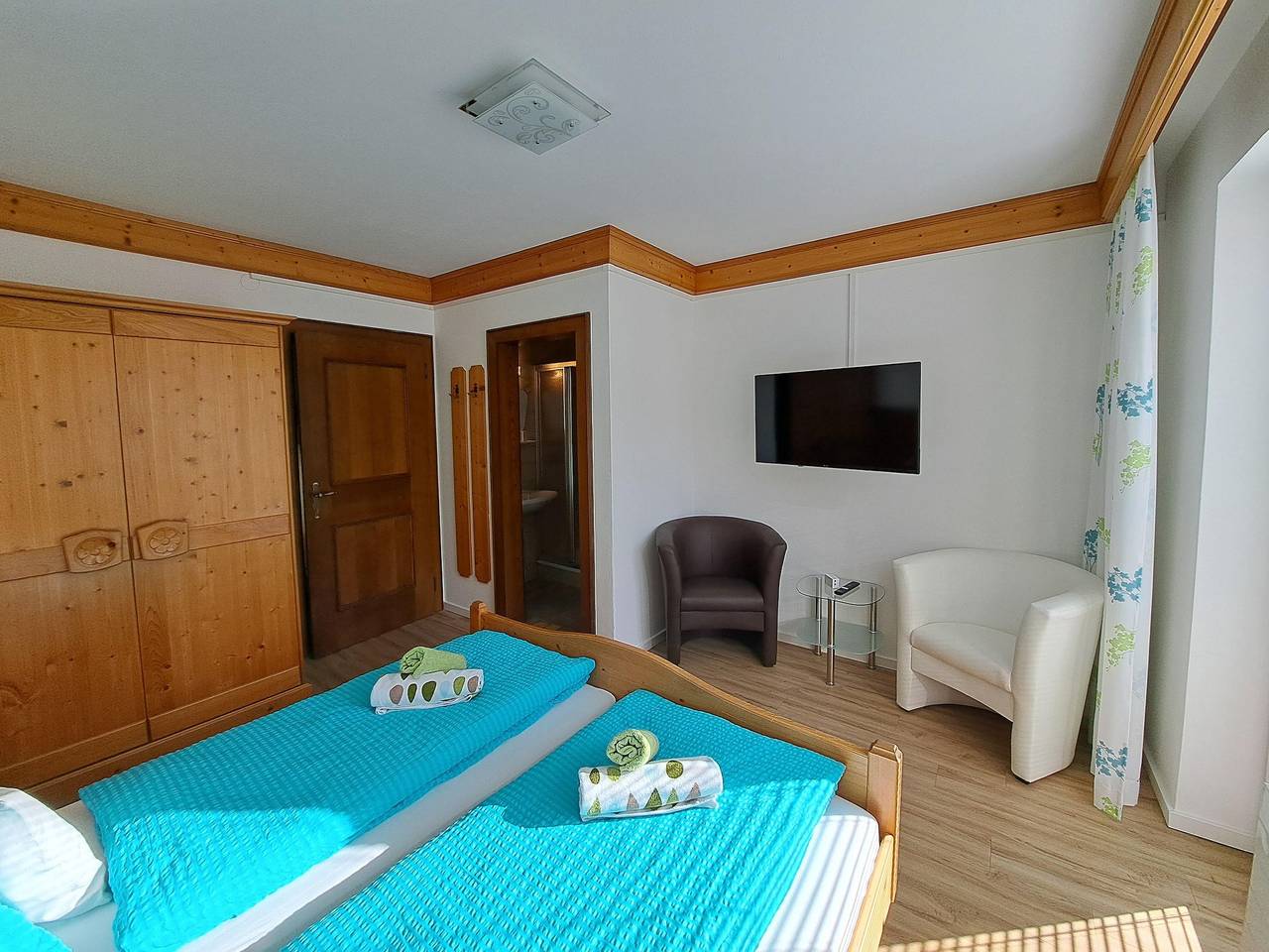 Ganze Wohnung, Ferienwohnung mit Aussicht nahe Wildkogel Arena in Neukirchen am Großvenediger, Pinzgau