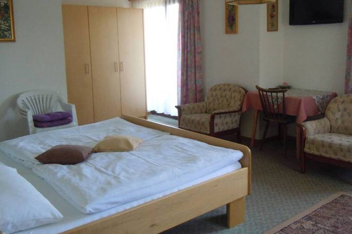Vakantiewoning voor 3 personen, met tuin aan de Attersee (meer)