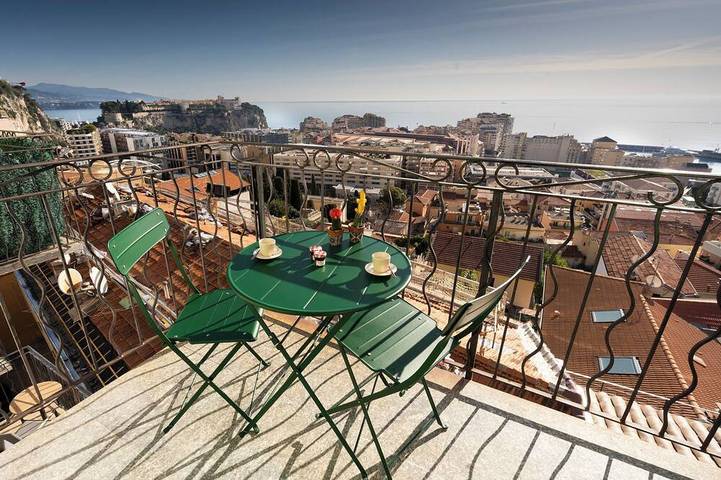 Appartement de vacances pour 6 personnes, avec balcon, animaux acceptés à Cap-d'Ail