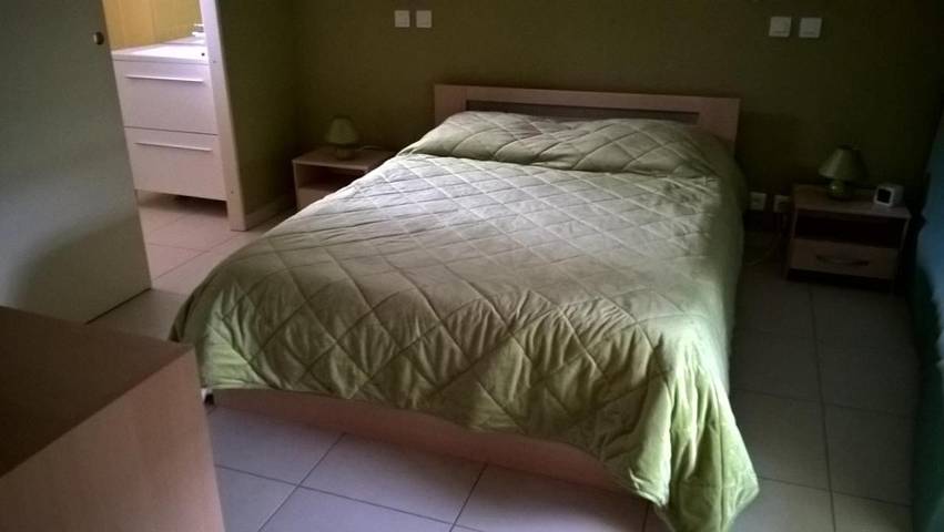 Location de vacances pour 6 personnes, avec piscine ainsi que jardin et vue, adapté aux familles à Saint-Robert - 3