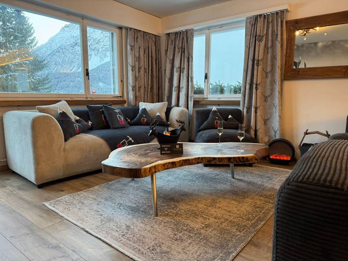 Chalet für 10 Personen, mit Sauna und Whirlpool sowie Terrasse, mit Haustier im Engadin - 2