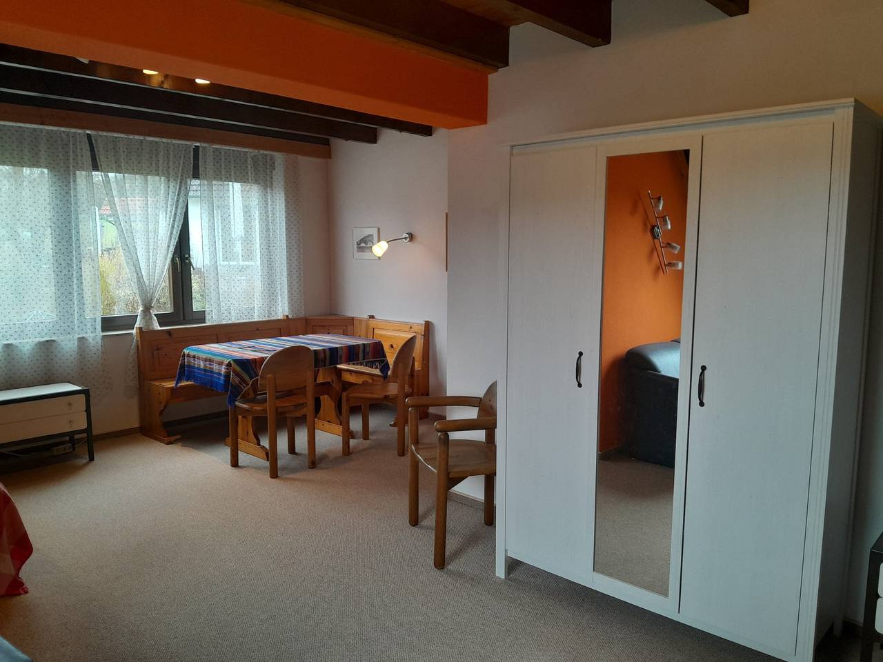 Entire apartment, Apartment 'Ferienwohnung' with Shared Terrace, Garden, and Wi-Fi in Emmendingen, Southern Black Forest