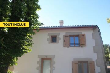 Gîte pour 4 personnes, avec terrasse à Albon