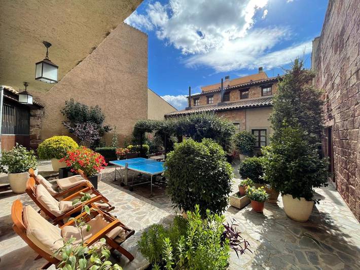 Apartamento para 4 personas, con Terraza además de Jardín y Vistas en Prades