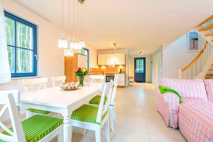 Ferienhaus für 4 Personen, mit Terrasse und Garten sowie Sauna in Glowe - 3