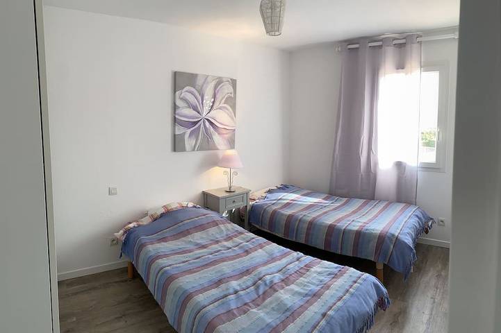 Location de vacances pour 4 personnes, avec terrasse ainsi que piscine et jardin, animaux acceptés dans Portiragnes Plage - 3