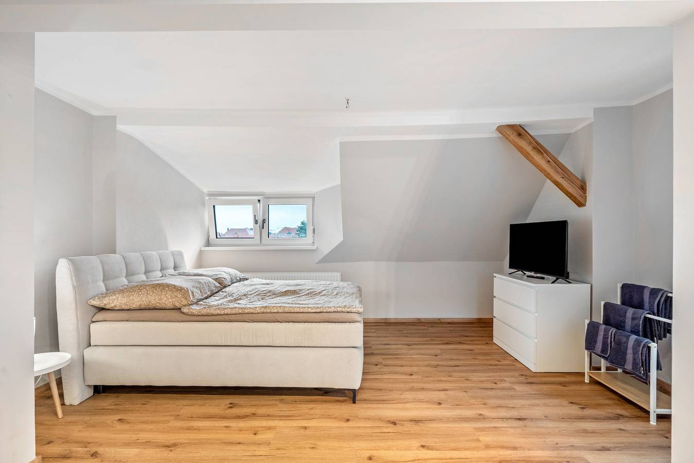 Zimmer 'Ferienzimmer Lupo' mit gemeinsamer Terrasse und Wlan in Görlitz, Oberlausitz-Niederschlesien