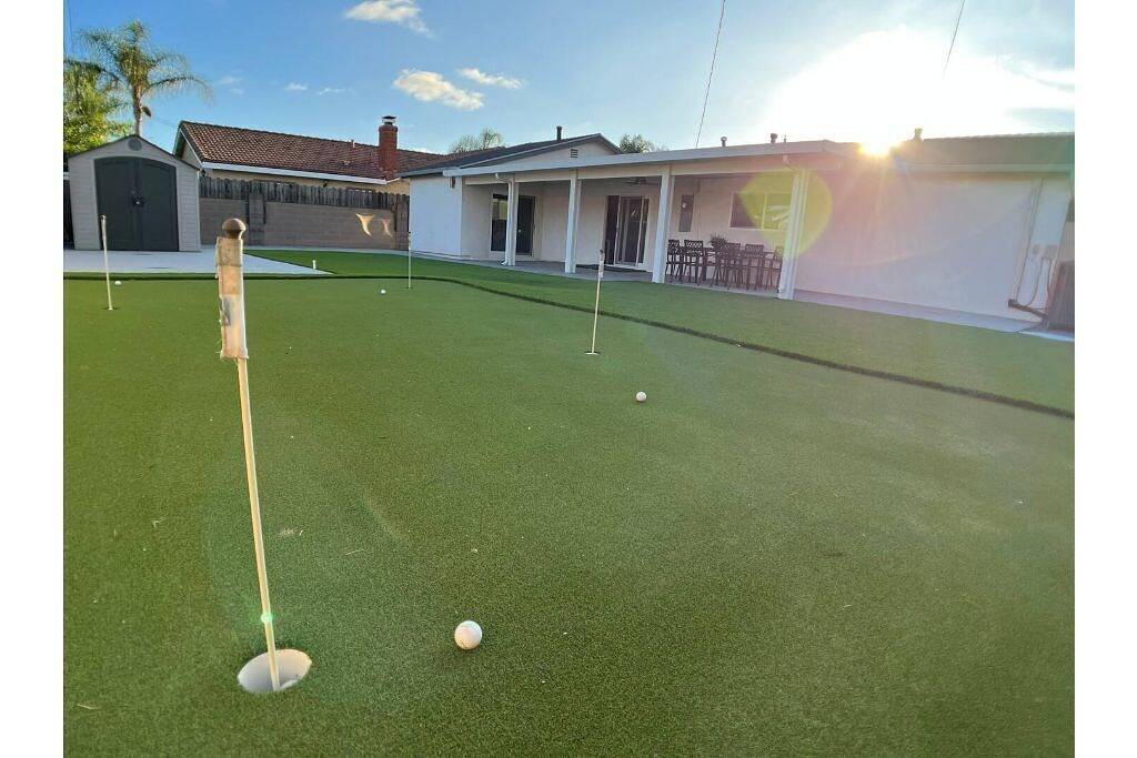 Beautiful, Cozy, Vacation home 6mins fr Disneyland in Garden Grove, Orange County