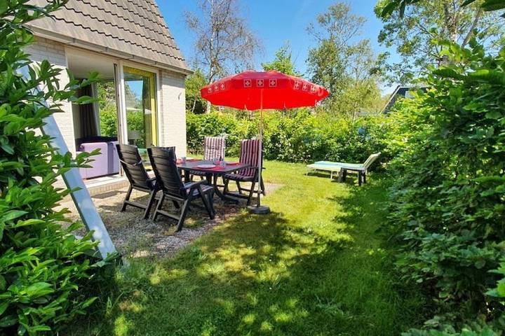 Bungalow für 5 Personen, mit Garten und Terrasse - 1
