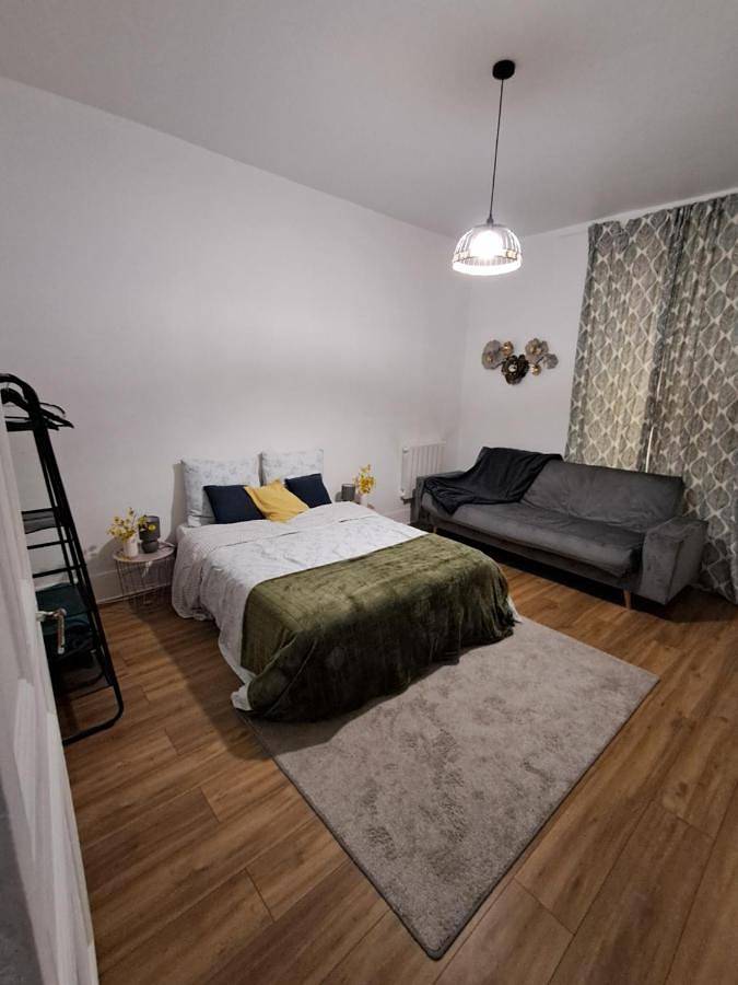 Gîte pour 3 personnes, avec vue et terrasse à Dreux