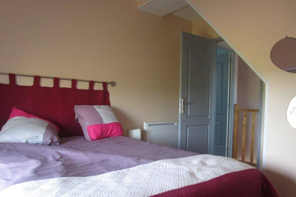 Maison de Vacances 'Les Sassiers' avec Vue sur le Lac, Terrasse Commune et Wi-Fi in Saint-Firmin-sur-Loire, Région de Montargis