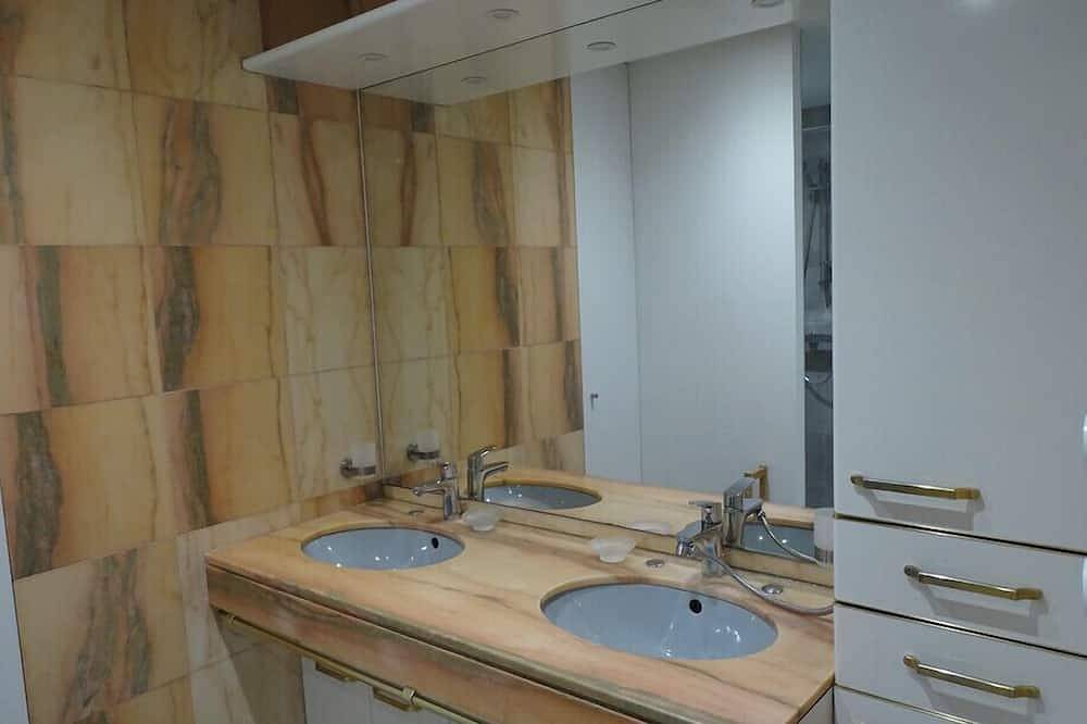 Apartamento entero, Spacious cocoon with two terraces in Montpellier, Costa mediterránea (Francia)