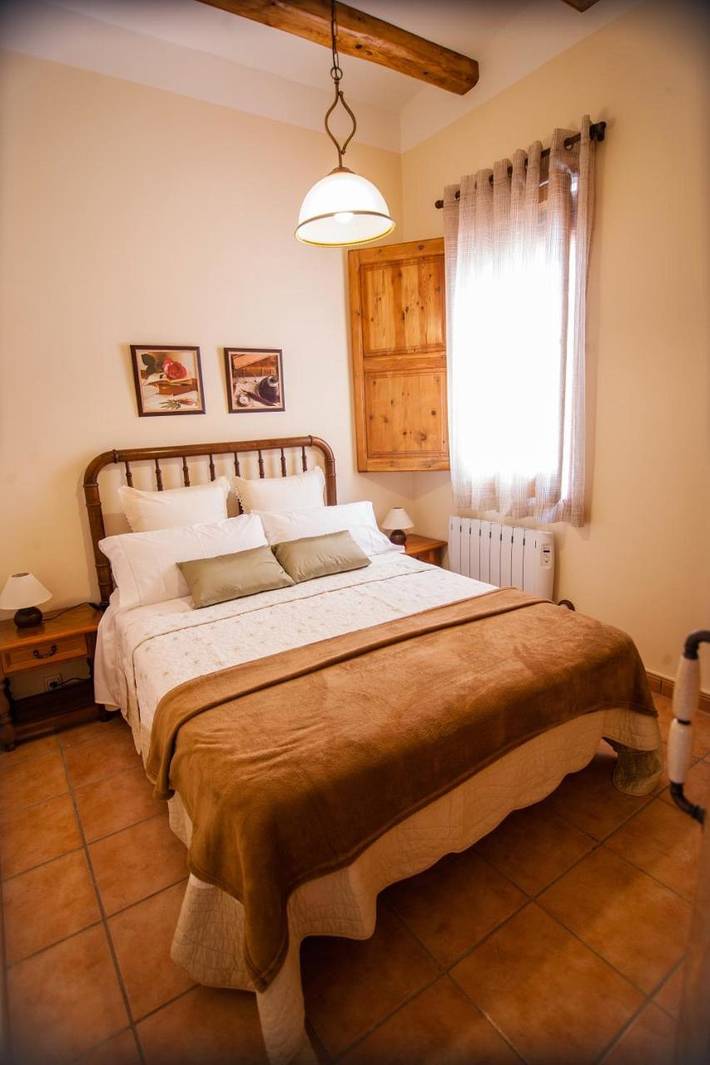 Casa rural para 5 personas, con vistas y terraza, Familias con niños en Priorat - 4