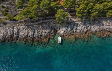 Vakantiehuis voor 2 Personen in Sucuraj, Kroatische Adriatische Zee, Afbeelding 4
