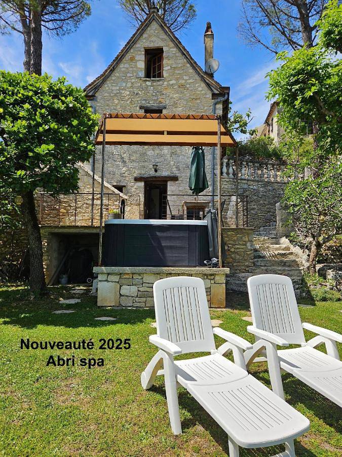 Location de vacances pour 3 personnes, avec jacuzzi ainsi que piscine et jardin à Lacave - 2
