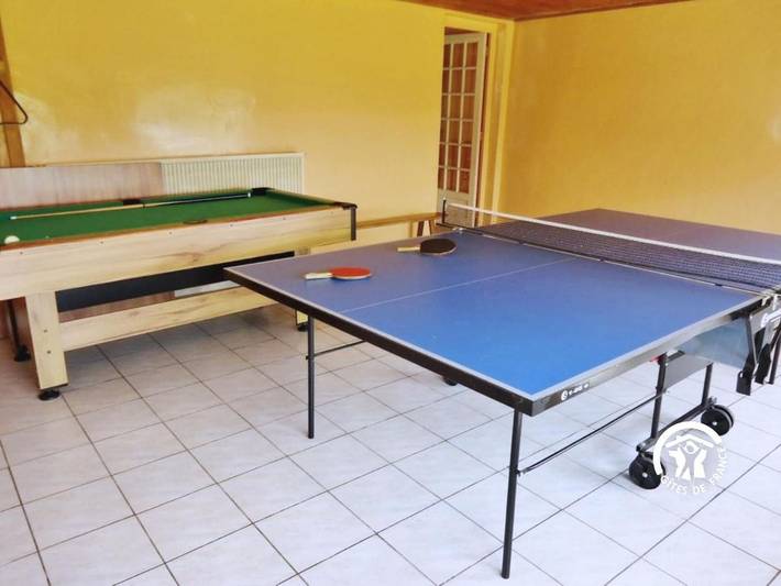 Location de vacances pour 7 personnes, avec terrasse à Bais - 2